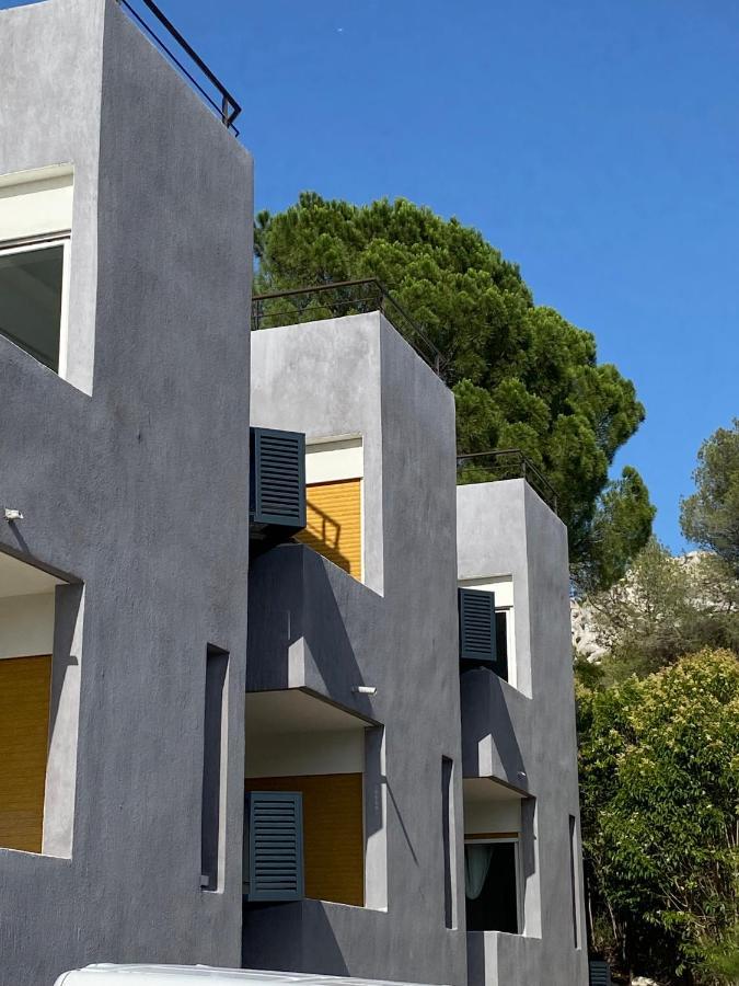 Appartamento Les Baux-Beaux Esterno foto